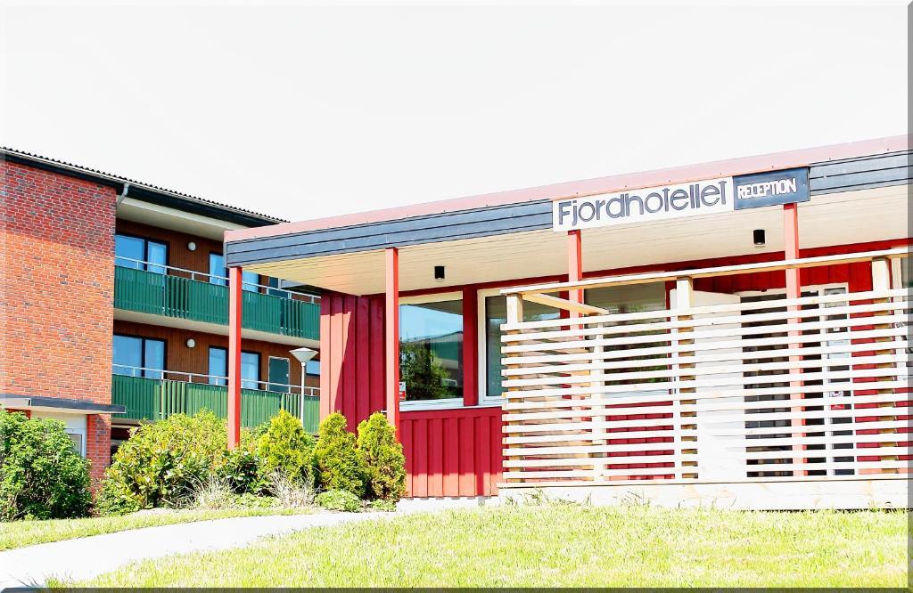 לייסקיל Fjordhotellet מראה חיצוני תמונה